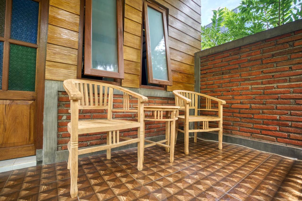 Bata Merah Homestay Banyuwangi  Ngoại thất bức ảnh