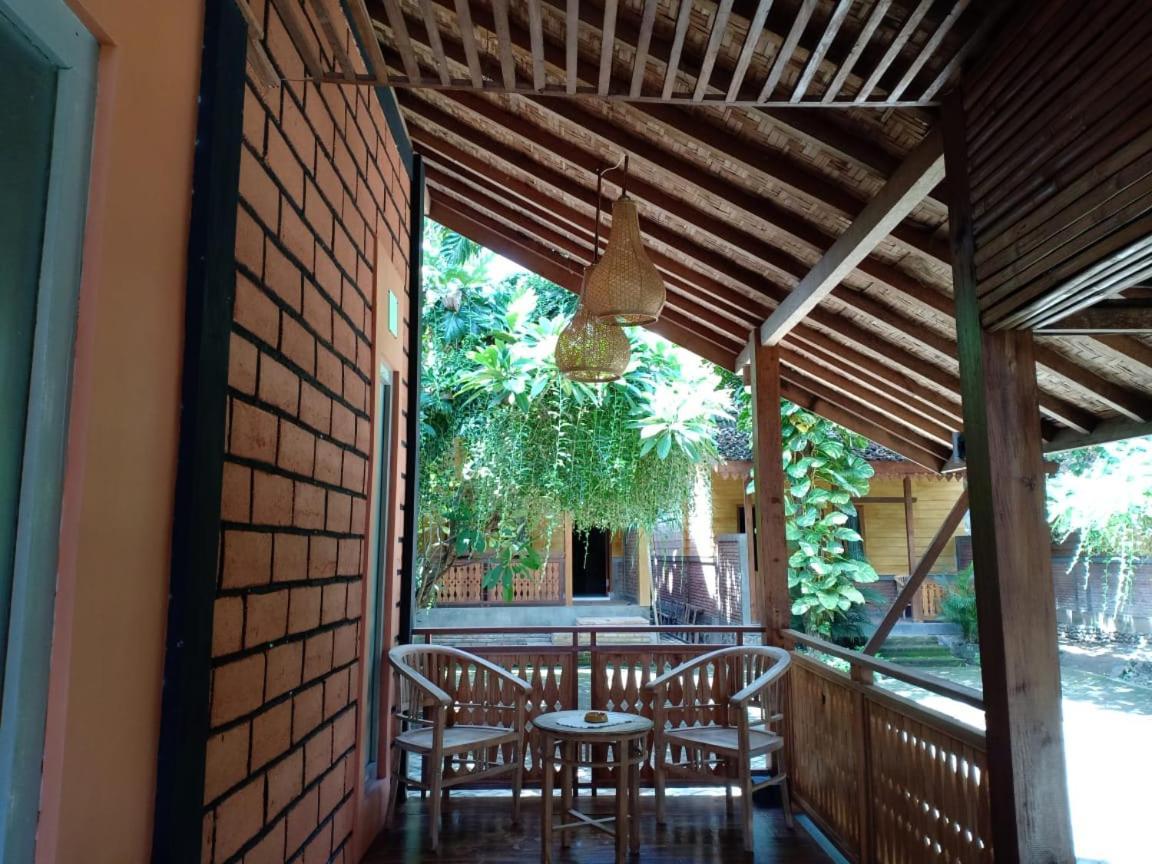 Bata Merah Homestay Banyuwangi  Ngoại thất bức ảnh