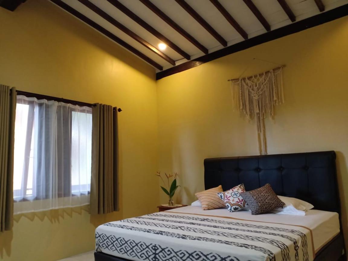 Bata Merah Homestay Banyuwangi  Ngoại thất bức ảnh