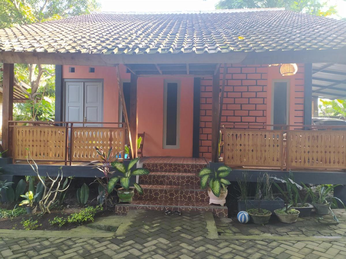 Bata Merah Homestay Banyuwangi  Ngoại thất bức ảnh