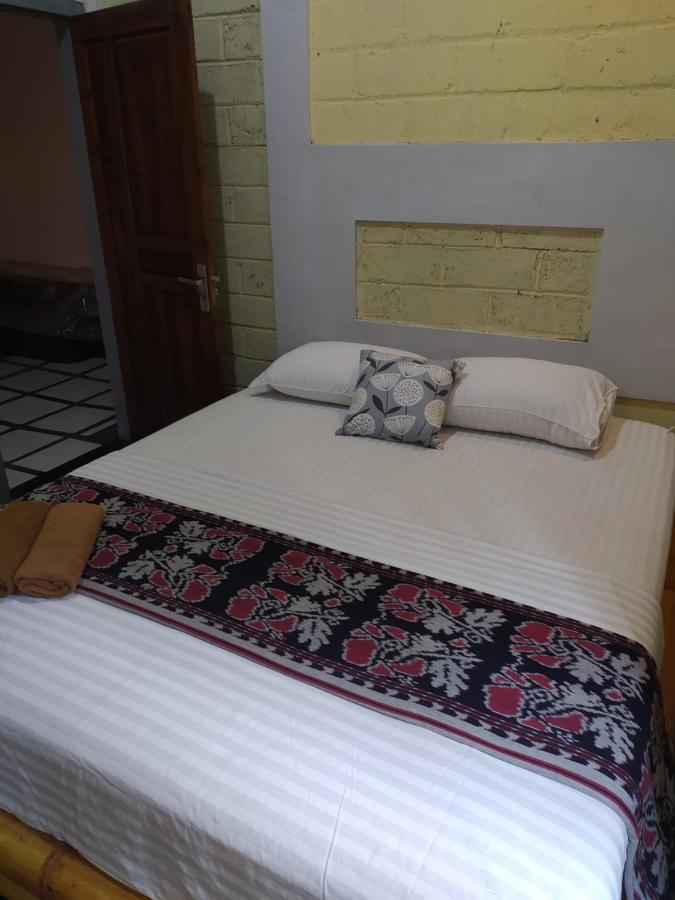 Bata Merah Homestay Banyuwangi  Ngoại thất bức ảnh