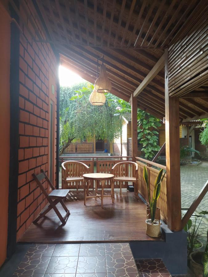 Bata Merah Homestay Banyuwangi  Ngoại thất bức ảnh