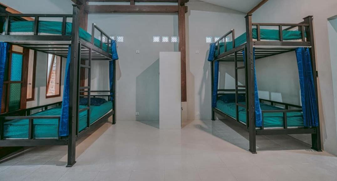 Bata Merah Homestay Banyuwangi  Ngoại thất bức ảnh