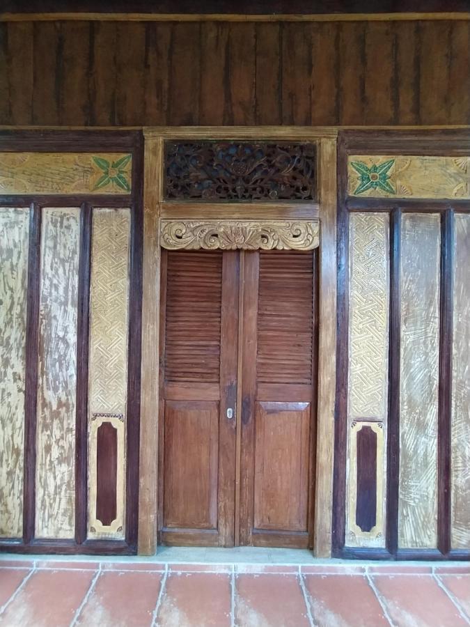 Bata Merah Homestay Banyuwangi  Ngoại thất bức ảnh