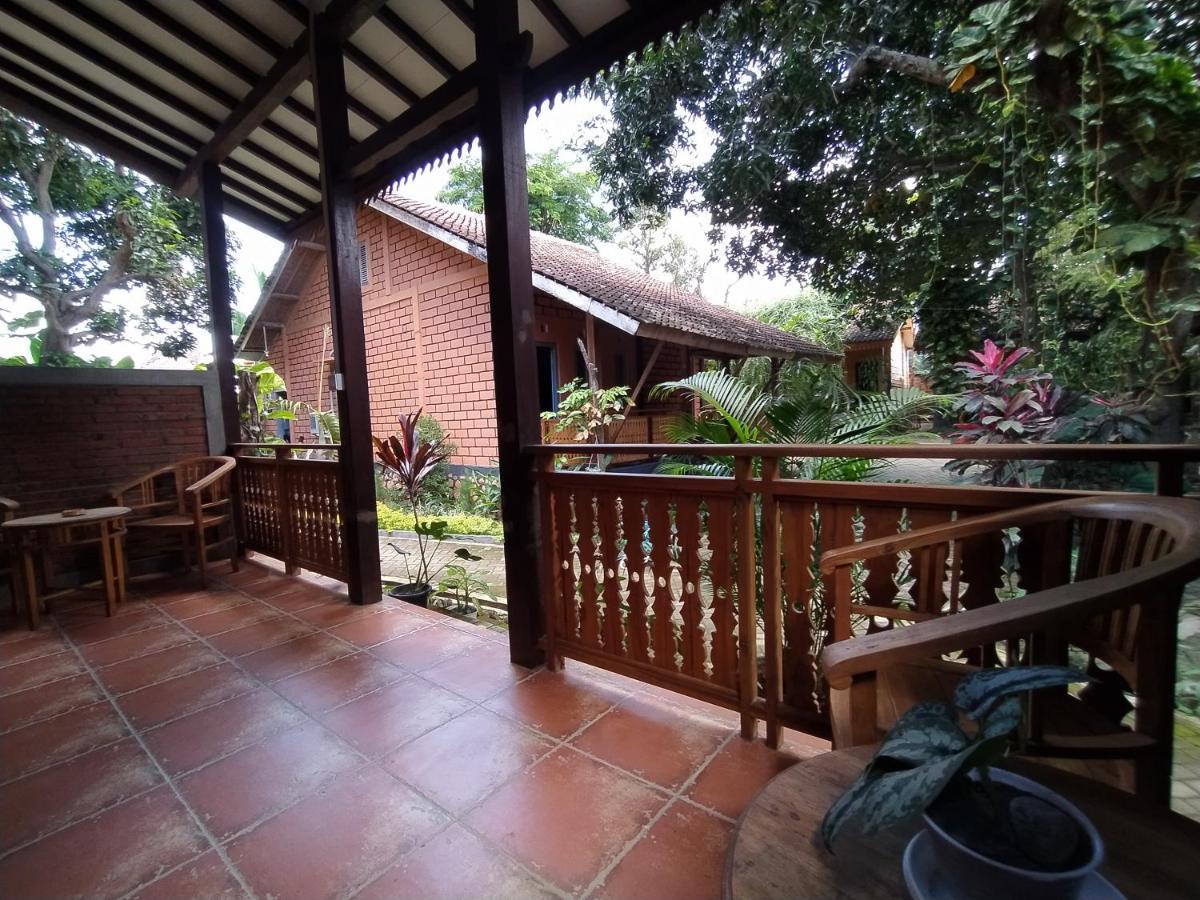 Bata Merah Homestay Banyuwangi  Ngoại thất bức ảnh